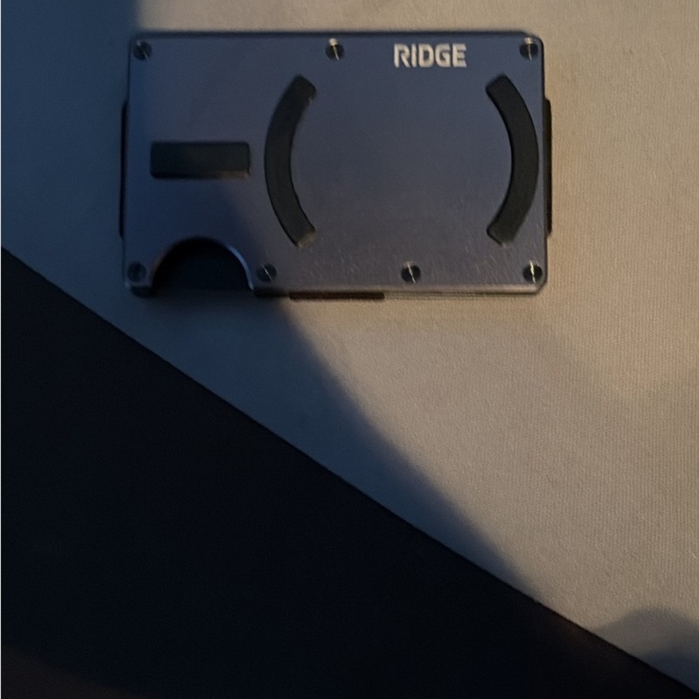Ridge Silver Key & Card Holder